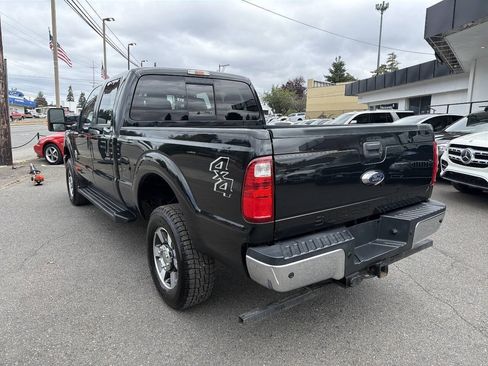 Used 2015 Ford F350 Lariat w/ Camper Package AWD/4WD image 4