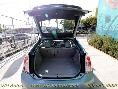 Used 2014 Toyota Prius Four w/ Solar Roof Package image 34