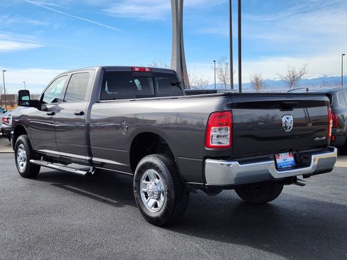 Used 2024 RAM 2500 Tradesman w/ Chrome Appearance Group AWD/4WD image 3