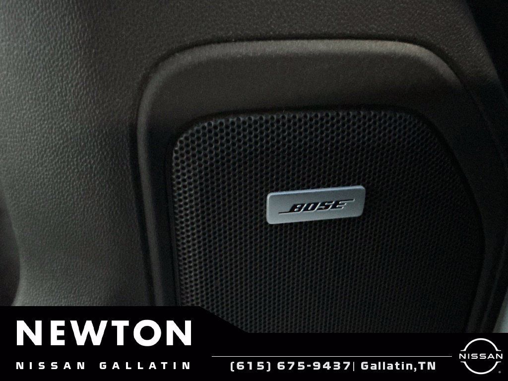 Used 2019 GMC Sierra 1500 SLT w/ SLT Premium Plus Package AWD/4WD image 6