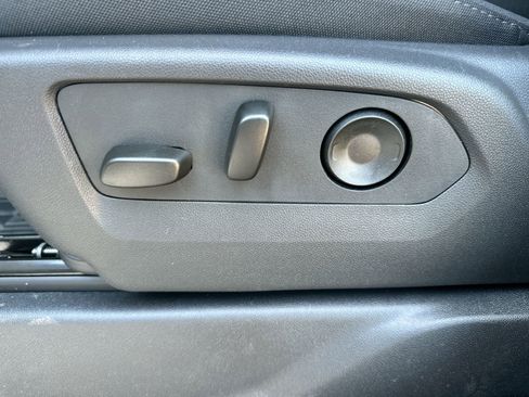 New 2026 Chevrolet Silverado 2500 Custom w/ Custom Value Package image 12