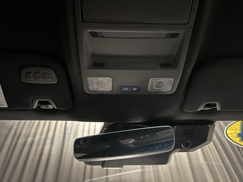 Used 2024 Ford Mustang GT Premium image 17