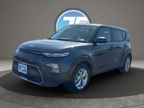 Used 2021 Kia Soul S FWD image 15