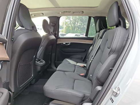 Used 2026 Volvo XC90 B6 Plus w/ Protection Package Premier AWD/4WD image 6