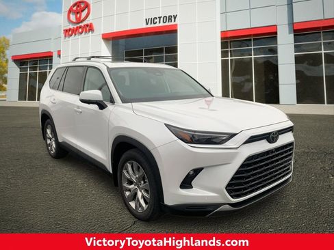 New 2026 Toyota Grand Highlander Limited image 1