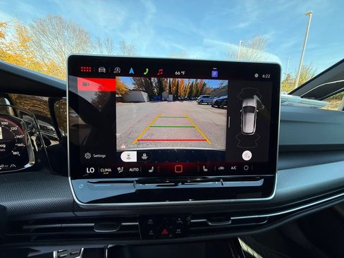 New 2026 Volkswagen Golf SE image 19