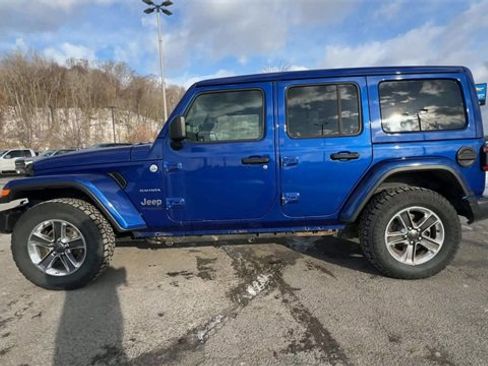 Used 2020 Jeep Wrangler Unlimited Sahara image 5