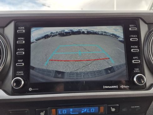 Certified 2021 Toyota Tacoma TRD Off-Road w/ TRD Premium Off Road Package image 35