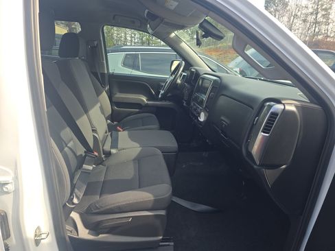 Used 2018 Chevrolet Silverado 1500 LT w/ LT Eassist Package image 15