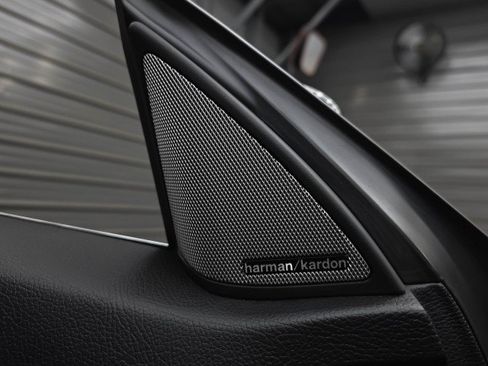 Used 2016 Mercedes-Benz E 400 Cabriolet image 34