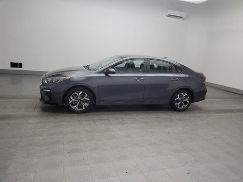 Used 2021 Kia Forte LXS FWD image 2