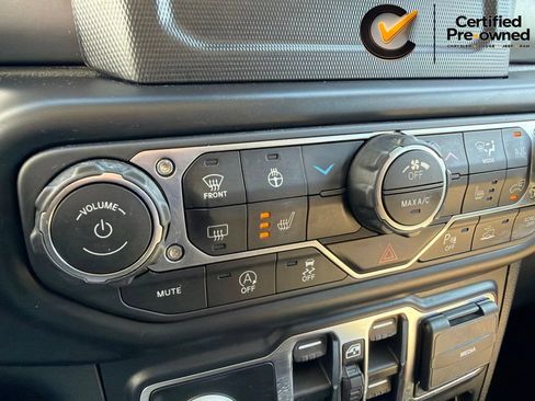 Used 2022 Jeep Wrangler Unlimited Sport AWD/4WD image 71