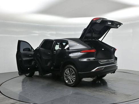 Used 2024 Toyota Venza Limited image 37