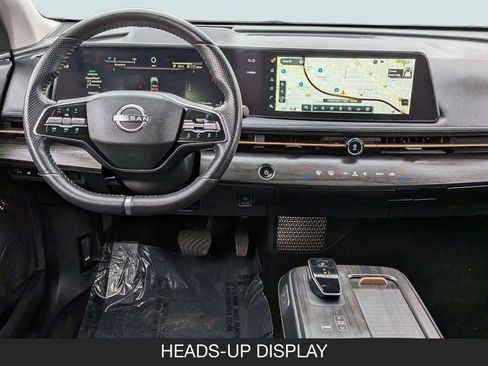 Used 2025 Nissan Ariya AWD image 14