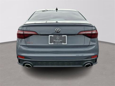 Used 2024 Volkswagen Jetta GLI 40th Anniversary Edition image 5