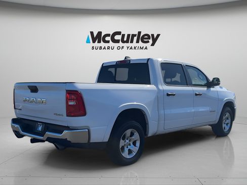 Used 2025 RAM 1500 Big Horn AWD/4WD image 5