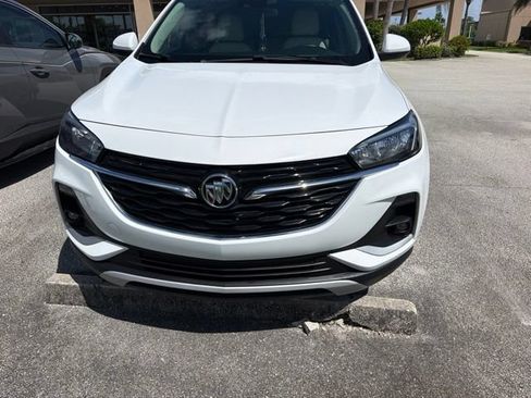 Used 2022 Buick Encore GX Preferred FWD image 1