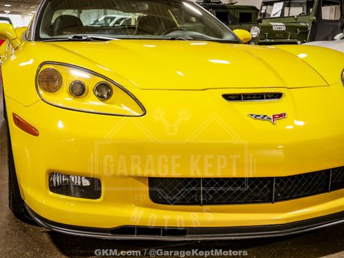 Used 2008 Chevrolet Corvette Z06 w/ Preferred Equipment Group RWD image 37