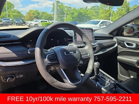 Used 2024 Jeep Compass Limited w/ High Altitude Package AWD/4WD image 12
