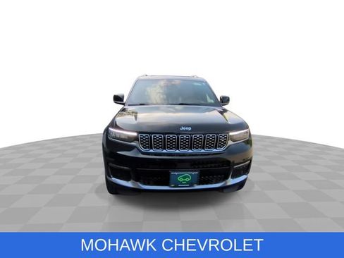 Used 2023 Jeep Grand Cherokee L Summit AWD/4WD image 3
