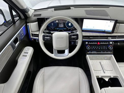 New 2025 Hyundai Santa Fe Calligraphy image 23