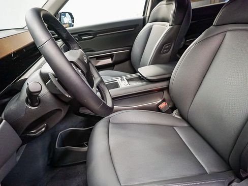 Used 2026 Kia EV9 Light image 17