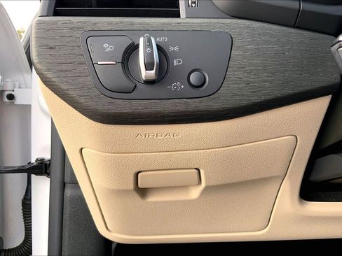 Used 2022 Audi A5 2.0T Premium Plus w/ Premium Plus image 32