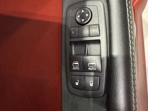 Used 2019 Dodge Challenger SRT Hellcat Redeye RWD image 13