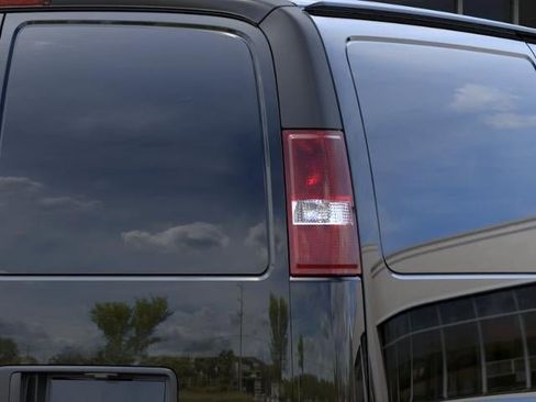 New 2026 Chevrolet Express 2500 RWD image 11