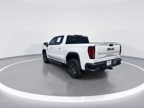 Used 2024 GMC Sierra 1500 AT4X image 7