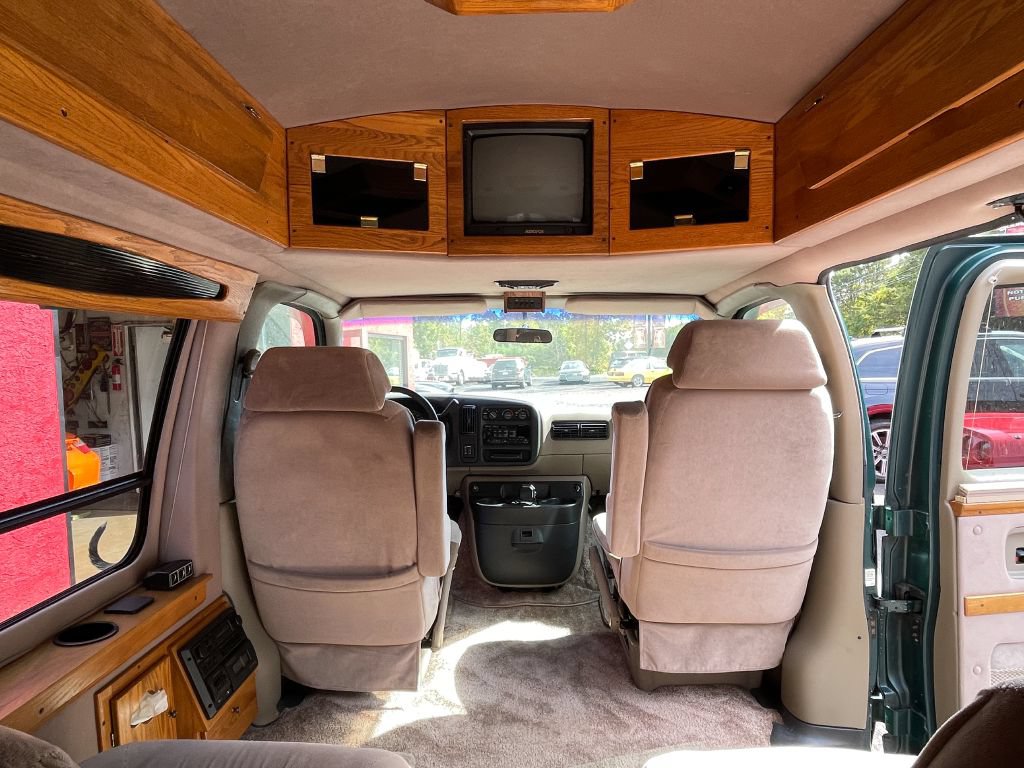 Used 1997 Chevrolet Express 1500 RWD image 12
