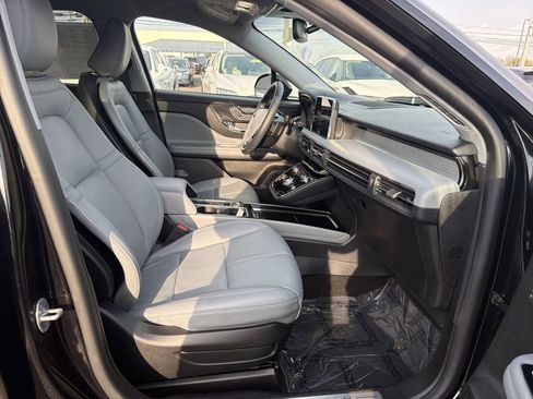 Certified 2022 Lincoln Corsair AWD w/ Equipment Group 101A image 15