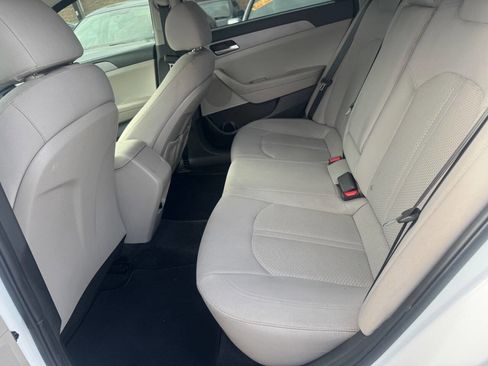 Used 2019 Hyundai Sonata SE image 8