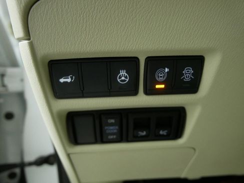 Used 2021 INFINITI QX80 Sensory w/ All-Season Package image 11