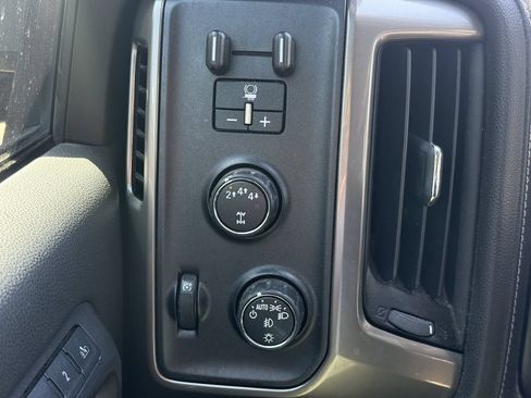 Used 2017 Chevrolet Silverado 2500 High Country w/ Duramax Plus Package AWD/4WD image 9