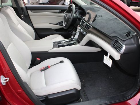 Used 2020 Honda Accord LX image 15