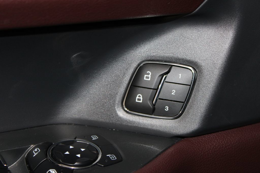 Used 2024 Ford Expedition Limited AWD/4WD image 51