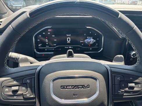 New 2025 GMC Sierra 1500 Denali Ultimate image 14