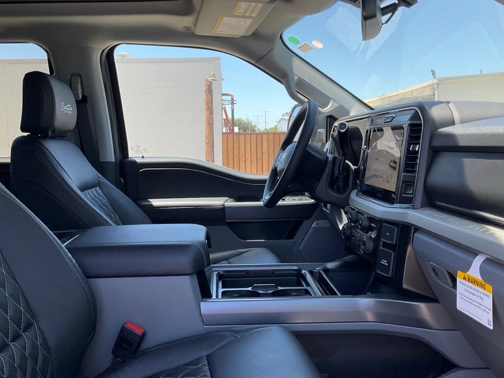 New 2026 Ford F250 XLT w/ XLT Premium Package AWD/4WD image 39