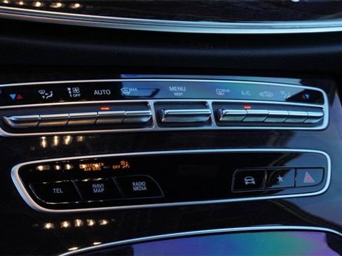 Used 2022 Mercedes-Benz E 450 4MATIC All-Terrain Wagon image 28