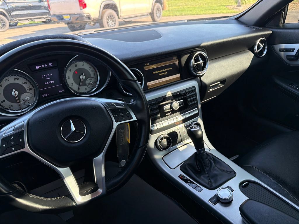 Used 2012 Mercedes-Benz SLK 250 image 10