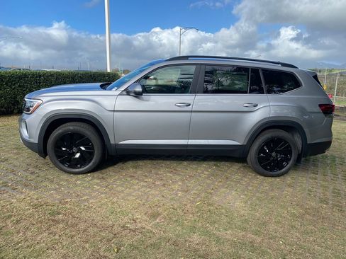 New 2026 Volkswagen Atlas SE FWD image 22