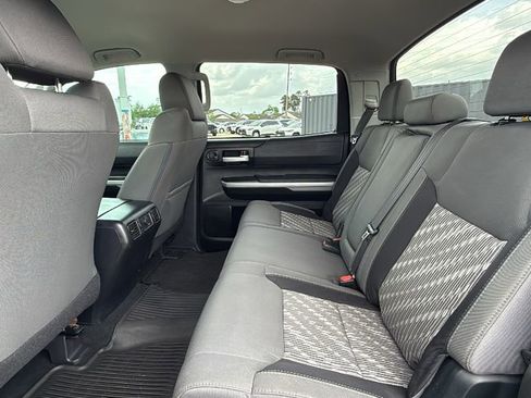 Used 2018 Toyota Tundra SR5 w/ SR5 Upgrade Package image 15