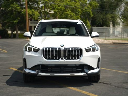 New 2026 BMW X1 xDrive28i w/ Technology Package AWD/4WD image 8