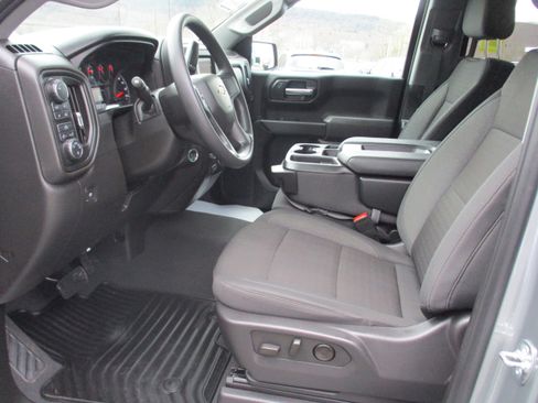 Certified 2025 Chevrolet Silverado 1500 Custom image 11