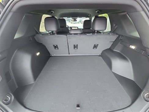 New 2025 Chevrolet Equinox LT w/ Convenience Package II image 25