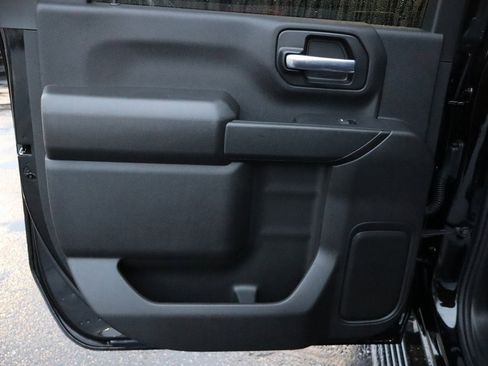 Used 2025 Chevrolet Silverado 2500 Custom w/ Custom Value Package image 20