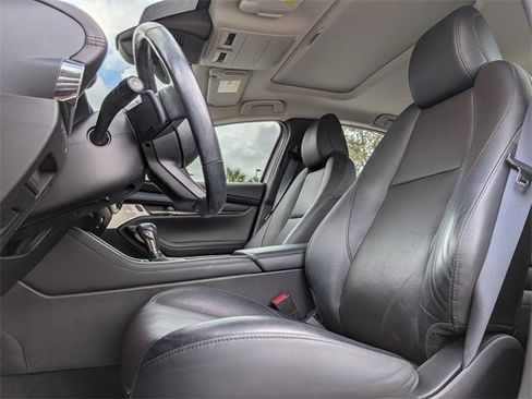 Certified 2023 MAZDA MAZDA3 2.5 Turbo Sedan w/Premium Plus image 9