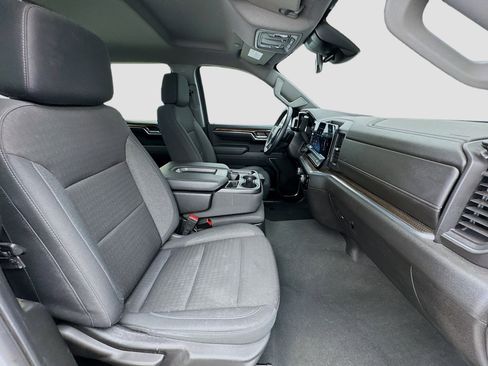 Used 2024 Chevrolet Silverado 1500 LT image 19