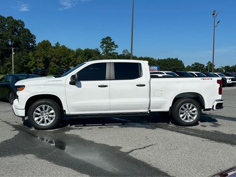 Used 2025 Chevrolet Silverado 1500 Custom AWD/4WD image 11